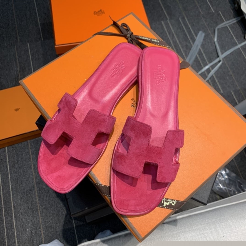 H**mes slippers
